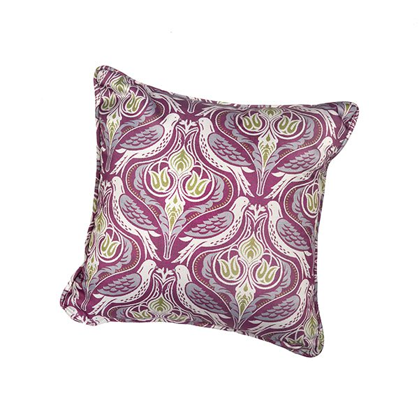 Square piped cushion